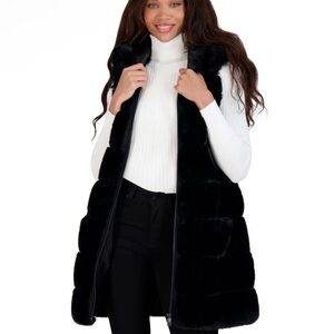 Via Spiga Grooved Black Faux Fur Vest